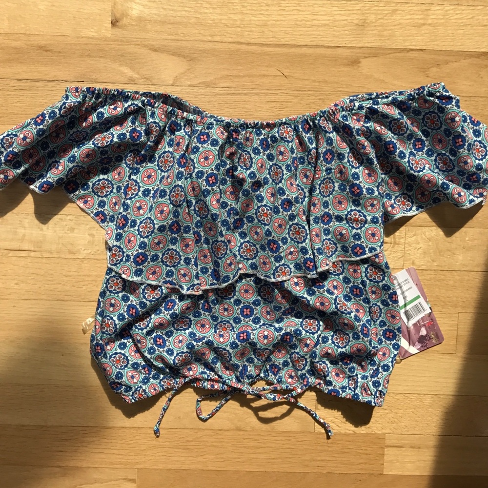 Off shoulder ruffle top